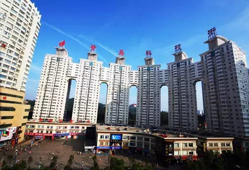 青岛24条特色街探秘 吃喝玩乐购，还有科技中介服务的新天地